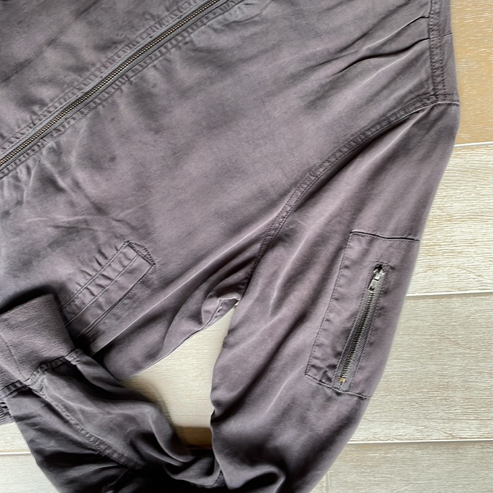 Bomber jacket- unlined - Picture 3 of 8